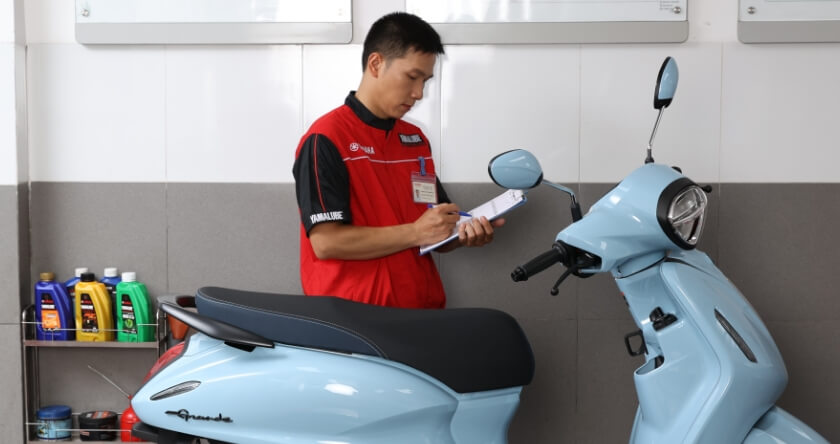 Kiểm tra, tư vấn  trước khi giao xe