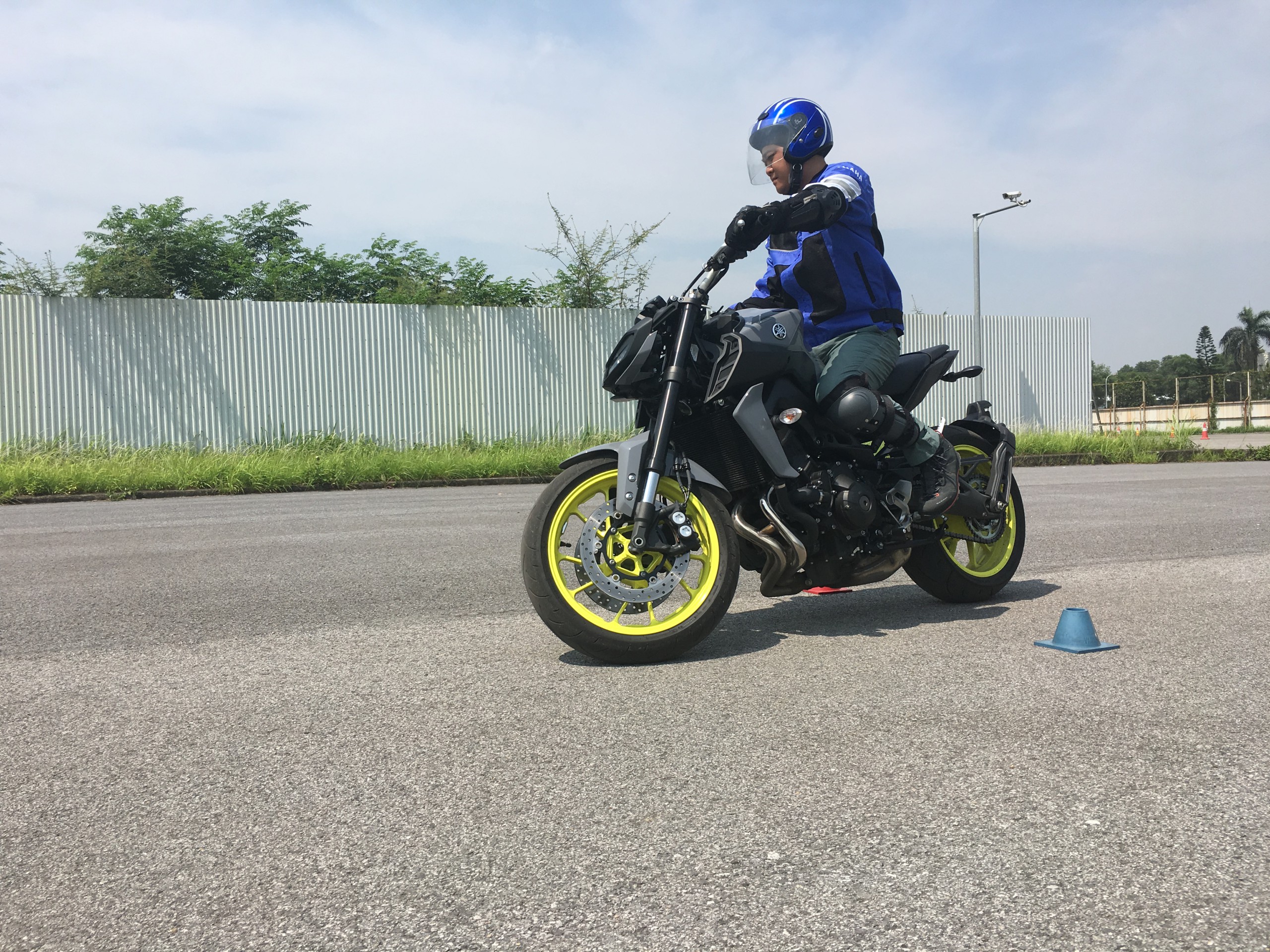 Huấn luyện xe mô tô thể thao 3
