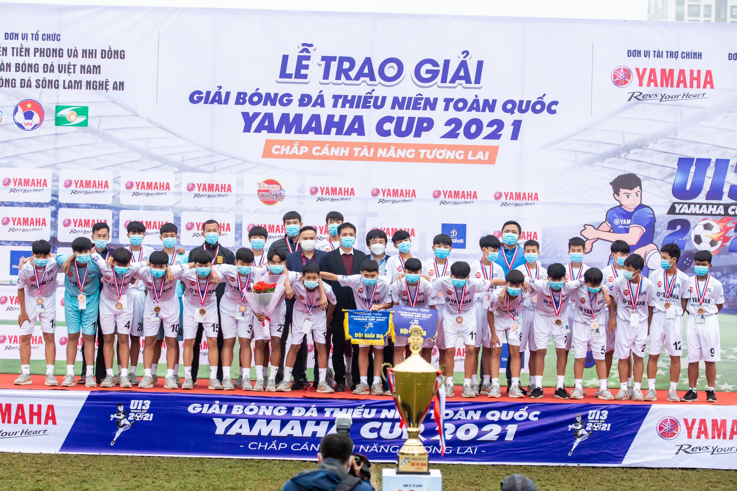 TRẬN CHUNG KẾT GIẢI BÓNG ĐÁ THIẾU NIÊN TOÀN QUỐC YAMAHA CUP 2021 6