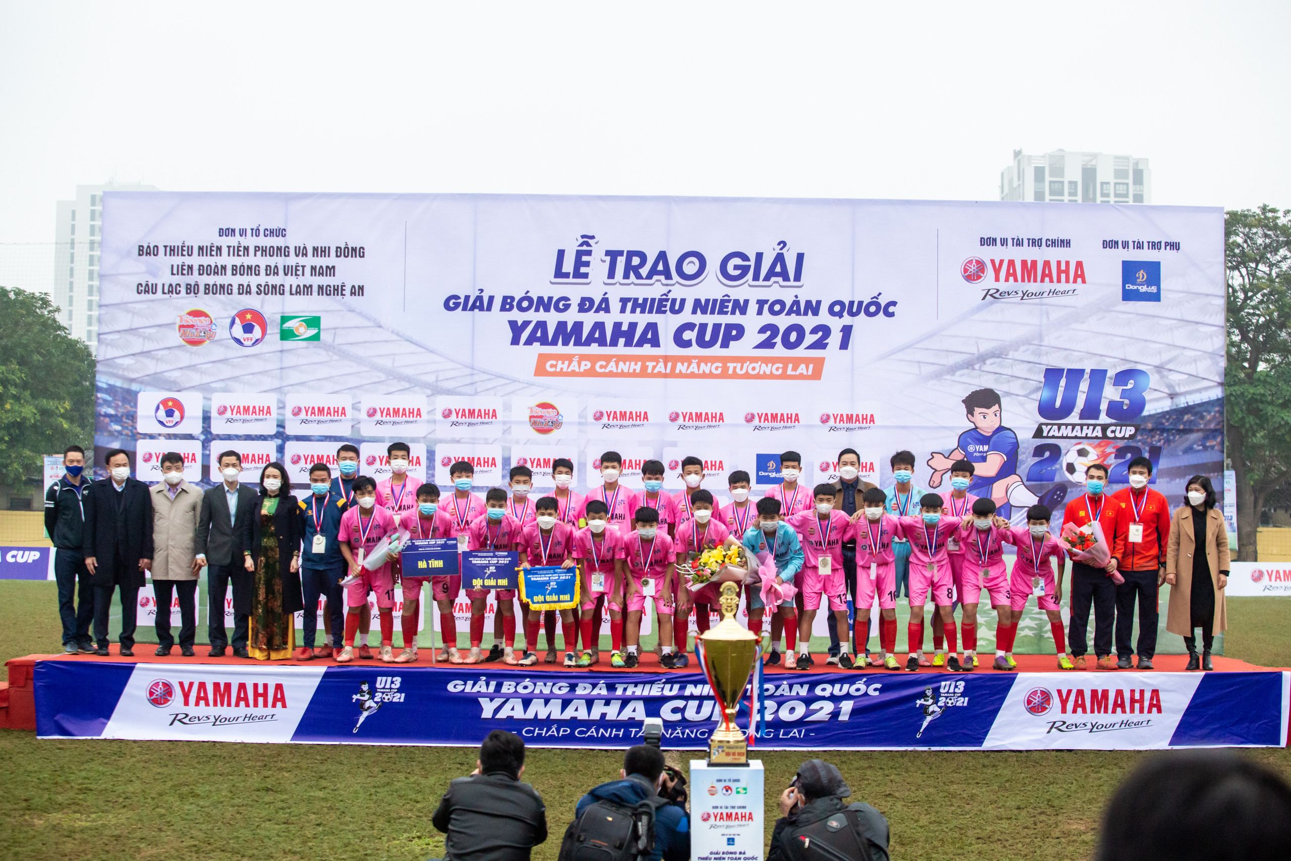 TRẬN CHUNG KẾT GIẢI BÓNG ĐÁ THIẾU NIÊN TOÀN QUỐC YAMAHA CUP 2021 4