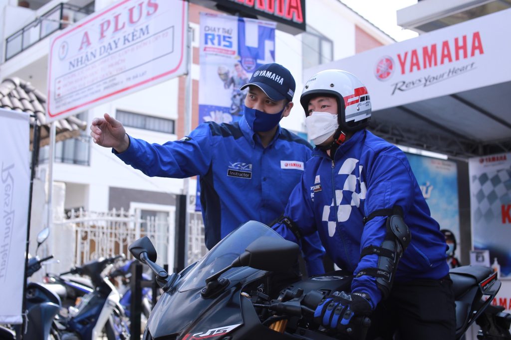 CHƯƠNG TRÌNH HƯỚNG DẪN KỸ NĂNG LÁI XE CÔN TAY YAMAHA