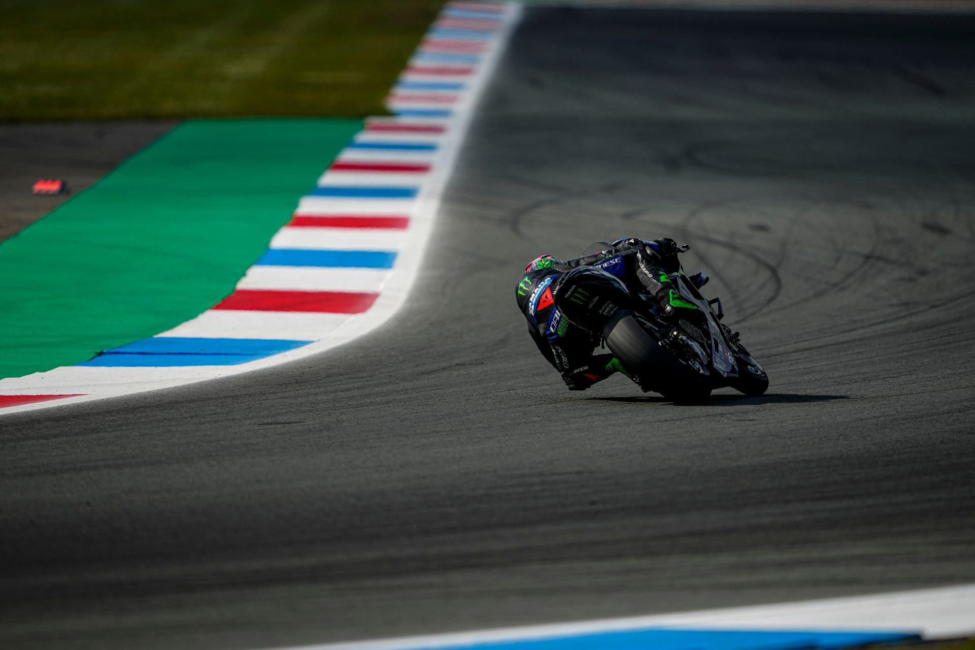 Monster Energy Yamaha nhận cú đúp NC đáng tiếc tại trường đua 7