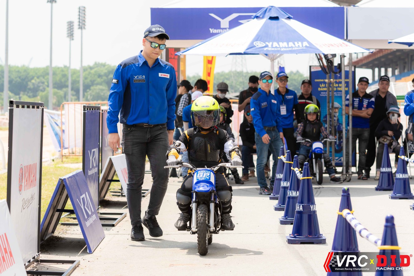 Huấn luyện kỹ năng lái xe gắn máy cho trẻ em 4