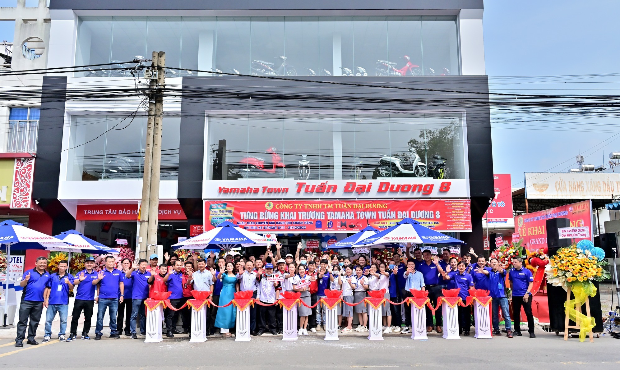 KHAI TRƯƠNG ĐẠI LÝ YAMAHA TOWN TUẤN ĐẠI DƯƠNG 8 1 KHAI TRƯƠNG ĐẠI LÝ YAMAHA TOWN TUẤN ĐẠI DƯƠNG 8 1